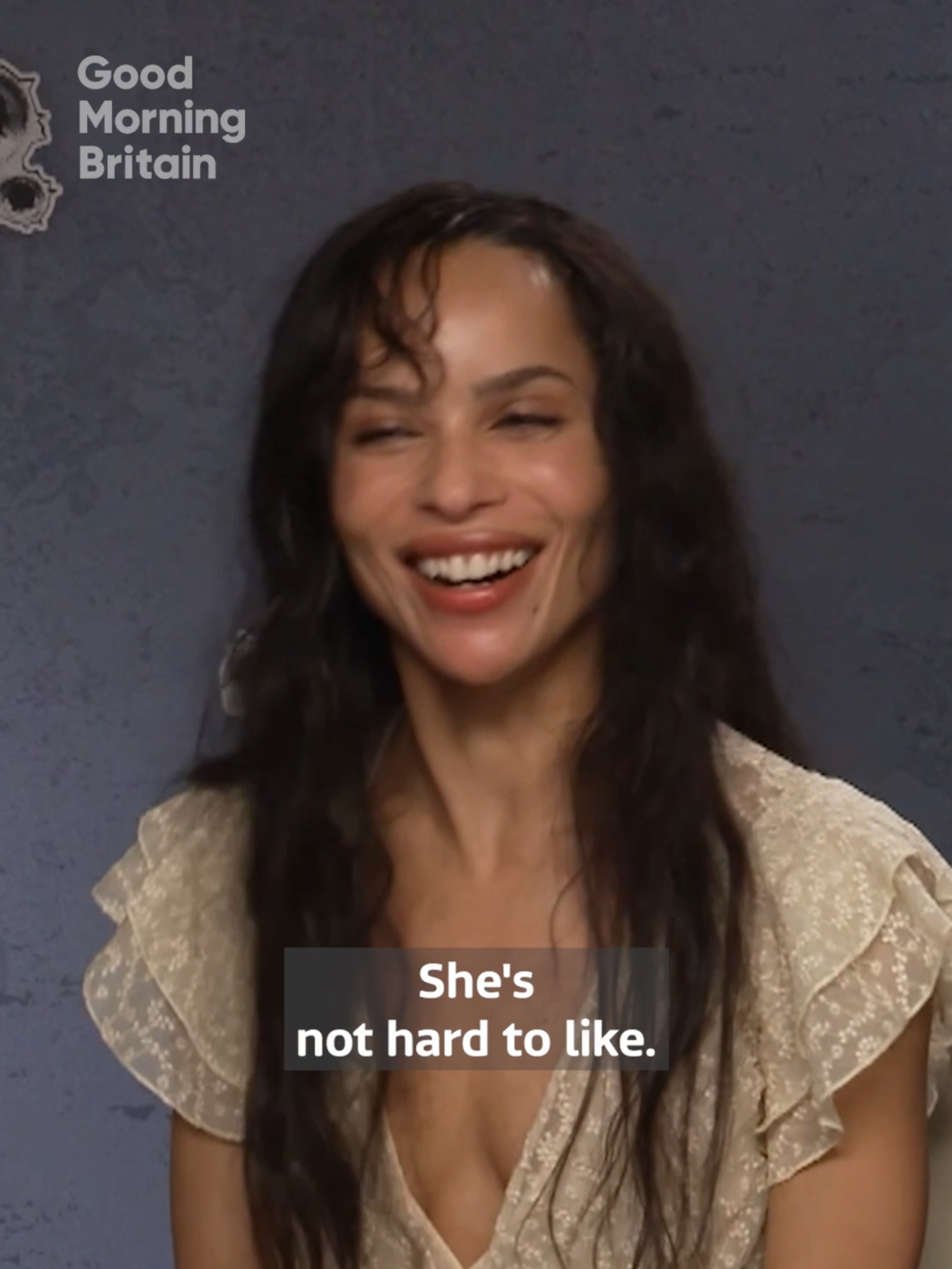 Austin Butler and Zoë Kravitz's chemistry is undeniable!  #AustinButler #ZoeKravitz #GMB