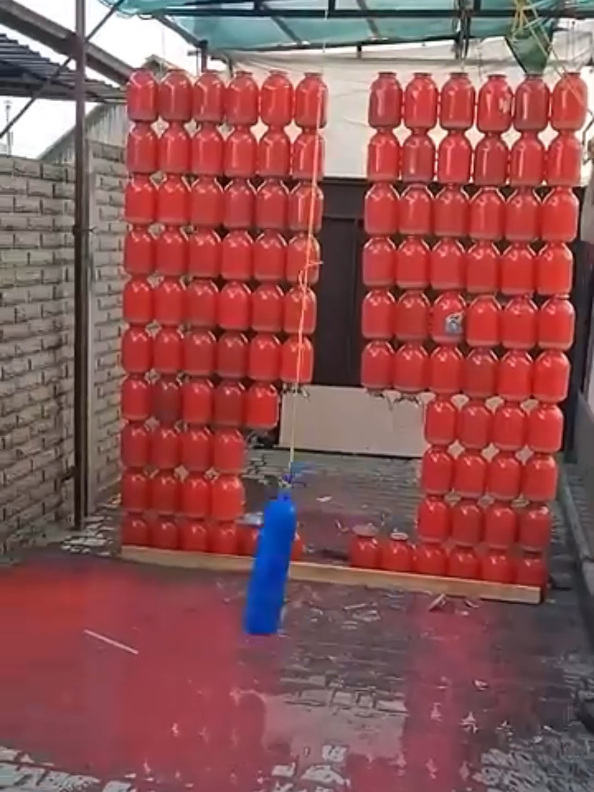 #satsfyingvideos #odlysatisfying #tiktokusa🇺🇸 #bottlebreaking #asmrsounds 