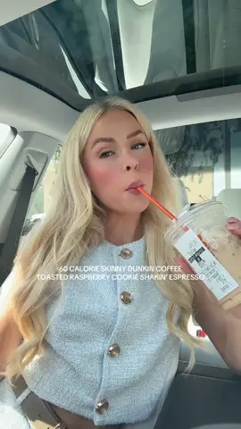 another @Dunkin' win 🏆 Toasted Raspberry Cookie Shakin’ Espresso - small shakin espresso (ads a shot if you like it stronger) - 1 raspberry (unsweetened) - 1 toasted almond (unsweetened) - 1 vanilla (unsweetened) - 3 stevia