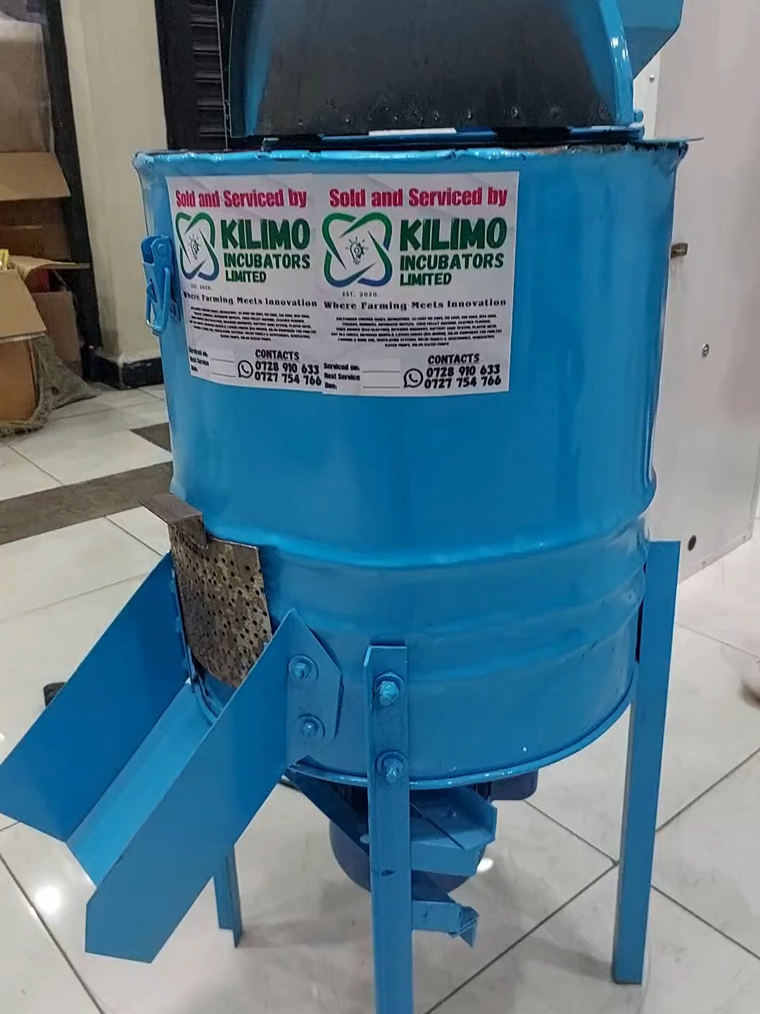 🥕🍌 Food Shredder – Smart Farming Made Easy! 🍌🥕 Chop veggies & fruits in seconds ⏱️ | Save time 💪 | Reduce waste 🌍 Perfect for making nutritious feed for your chickens 🐓, pigs 🐖, and goats 🐐. Strong, durable & easy to use! 🚜 📍 Available at Kilimo Incubators Ltd – Where Farming Meets Innovation 💡 📞 Order Today — Let’s bring your poultry farming to the next level! Call/WhatsApp 0728 910 633  / 0727 754766 and enjoy stress-free delivery and installation from Kilimo Incubators LTD – Where Farming Meets Innovation.