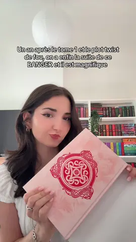 Mais qu’est ce que vous attendez pour lire cette duologie ? De la même autrice que le pont des tempêtes, c’est une romantasy viking hyper addictive 🤍  Livre : Un sort gravé dans les Os de Danielle L. Jensen chez @Bragelonne (18+) #booktokfrance #romantasy #fantasy #booktokfr #undestinencreedanslesang 
