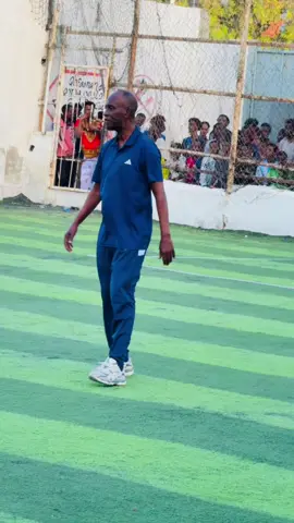 Mcalin sacid gessey 📸#ciyalxamar🇸🇴🌹🌹❤❤🔐🔐💘 #somalitiktok #muqdishotiktok🇸🇴🇸🇴❤ #ciyalxamar #CapCut #macalin 