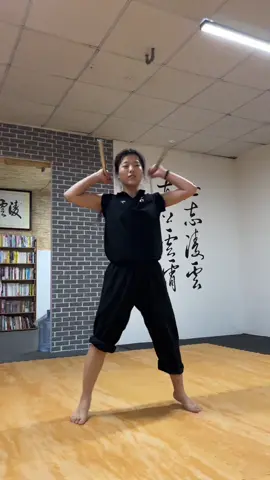 Bài 147 : nunchaku ggirl #foryoupage #viral #trending #dongheanunchaku #fyp #kungfu #女ヌンチャク #女ヌンチャク #nuchakufreestyle #tiktok #nunchakugirl #xuhuongtiktok #connhikhuc #trend #nunchucks #girls #brucelee #foryou #日本 #duet #bắcgiang 