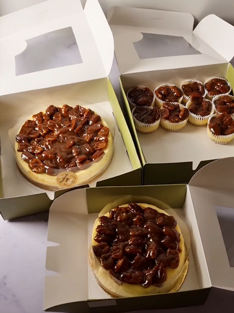 Hellada's Caramel Pecan Cheesecake is a must try 😋👌 #hellada_desserts #cheesecake #caramel #pecan #dessertlover