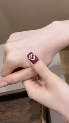 ทำด้วยตัวเองเลยจ้าาาา #ทําเล็บ #เล็บสวย #สอนทําเล็บ #สีทาเล็บ #nails 