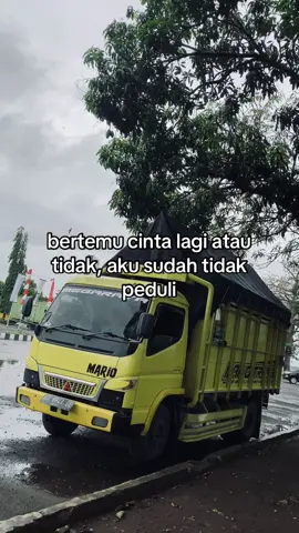 #trukmaniaindonesia #trukstory #truklovers #trukoleng #conkirpan_ @kancil 