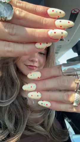 Polkas dots for life, i hate to see you go but i love to watch you leave 💅 