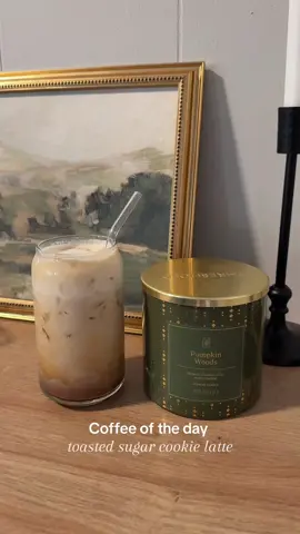 Toasted sugar cookie latte using beans from @Heyday Coffee Co.  #sugarcookies #latte #coffee #coffeetiktok #coffeeathome @Breville @Torani @Oatly 