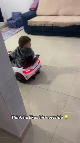 Already parking 😂 @Rubbin’ is Racing (via:@HENRIQUE F1) 