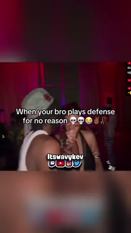 “He has a girlfriend”💀😂 #defense #darkhumour #funny #twitchclips #streamer 