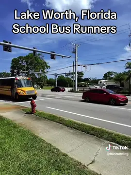 #stopforschoolbuses #schoolbus #lakeworth #lakeworthfl #schoolbusdriversoftiktok 