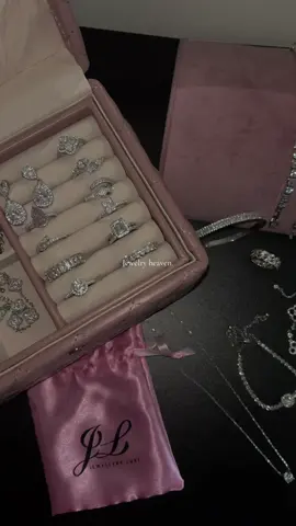 Every silver girls dream 💖 #jewelrystacking #trendingjewelry #silver #luxury 