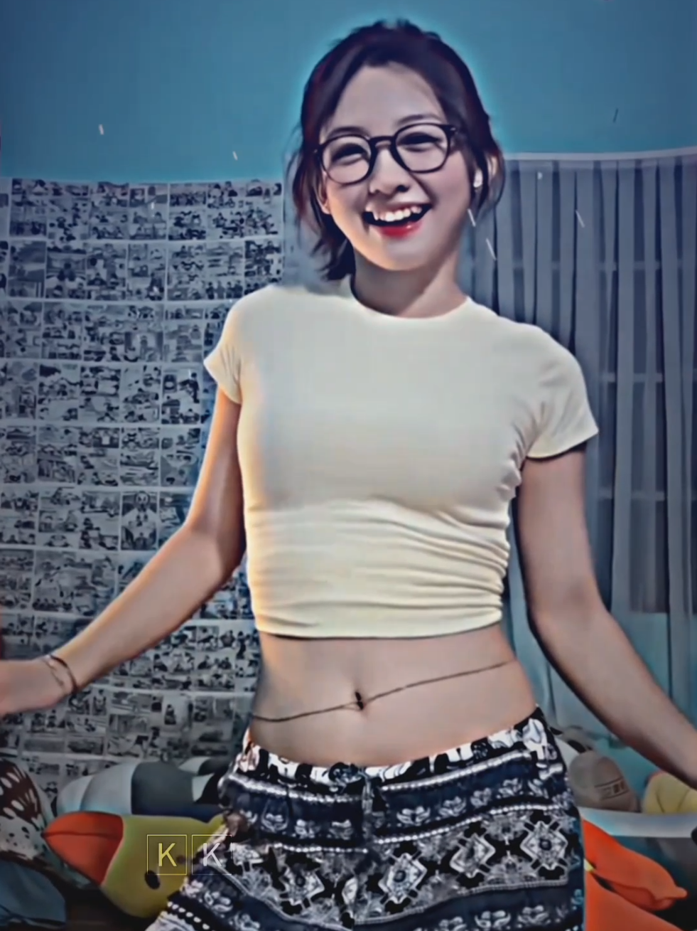🤪..✌✌#fyp #foryou #foryoupage #alightmotion_edit #tiktok @tươii tắn xink xắn :> 