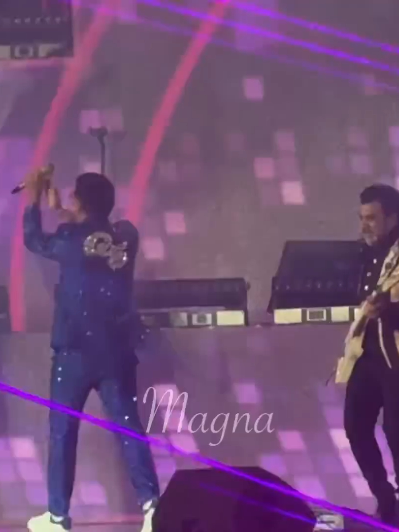 Ráfaga y Grupo 5 _ Medley_ Ráfaga de amor _ Una cerveza _ Mentirosa _ La luna y tú- Llegando a casa 🎶🎶🎶 #grupo5delperuparaelmundo🇵🇪🌎