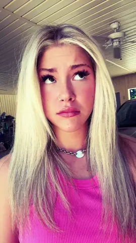 channeling my inner barbie with my fresh blonde 💁🏼‍♀️💁🏼‍♀️💁🏼‍♀️💁🏼‍♀️ #barbie #blonde #viral #foryou #trendy