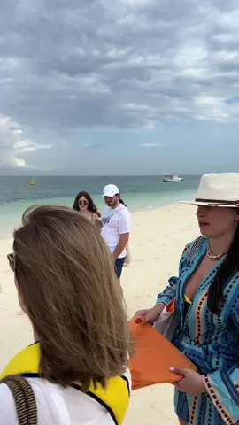 Explore Mnemba island 🏝️ with your fave guide 🤪.  ……. #zanzibar #vira #makachu_forodhani #tanzania 