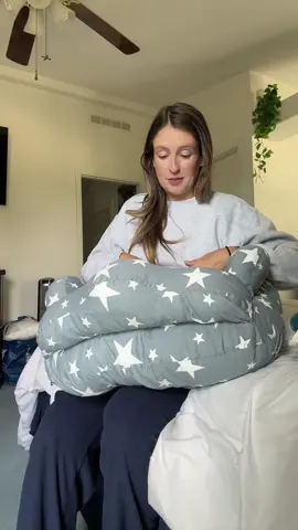 Has anyone used this kind before? What are your thoughts? It has a really high rating! #tiktokshopcreatorpicks #nursing #breastfeeding #babyregistry #baby 