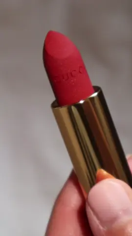 POV: You just found the perfect red lipstick and it’s glittering Gucci magic. 💄✨ #GucciBeauty #RedLipstick #beautytokbox @guccibeauty 