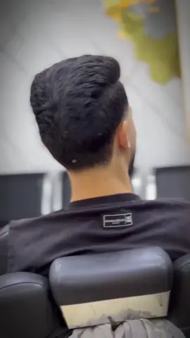 مالك ومالهم 🧿💈✂️#الهضبه_حي_دمشق #حلاقه_كلاسيك❤️🙏 #اكسبلور #تسريحات 