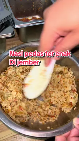 Murah, enak, buat anak kos ga perlu ribet langsung cobain nasi pedas yang satu ini si jamin nagih 😍#nasipedas #anakkost #jember #makanananakkos #murah 