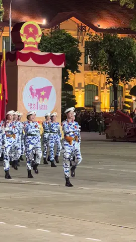 Thích bé @Bộ đội chân dài 😍
