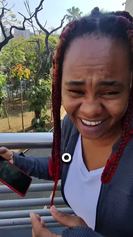 Por que as pessoas são falsas sempre?