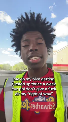 idk lemme go i have two wheels u have like 4