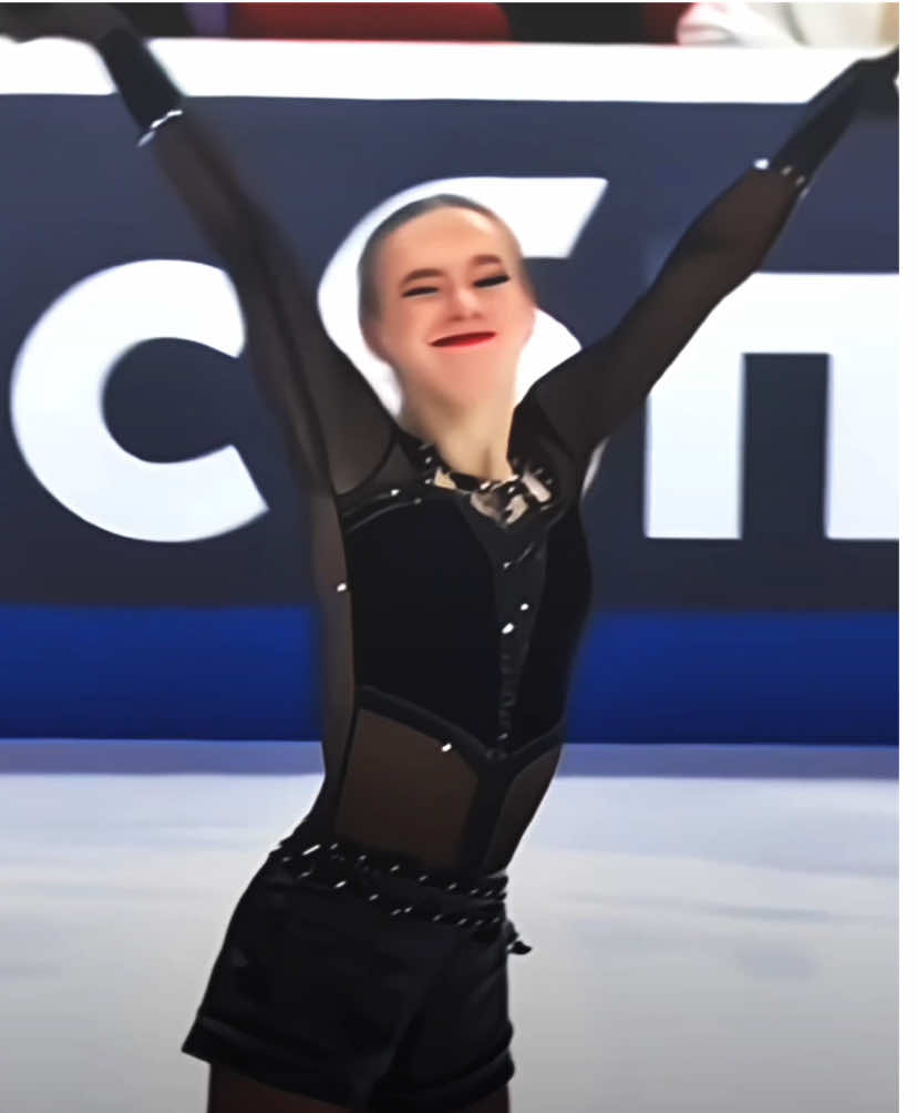 Виноват во всём бортик @d.sado08  #дарьясадкова #dariasadkova #figureskating #IceSkating #foryou  scp: @nastia💌 