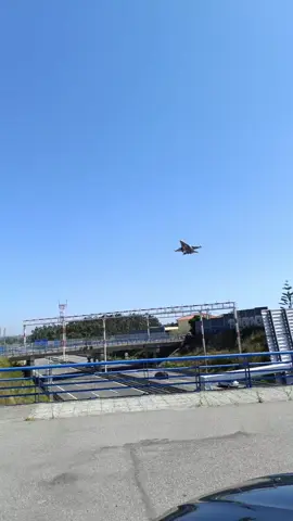 F16 de passagem aeroporto Francisco Sá carneiro porto OPO 