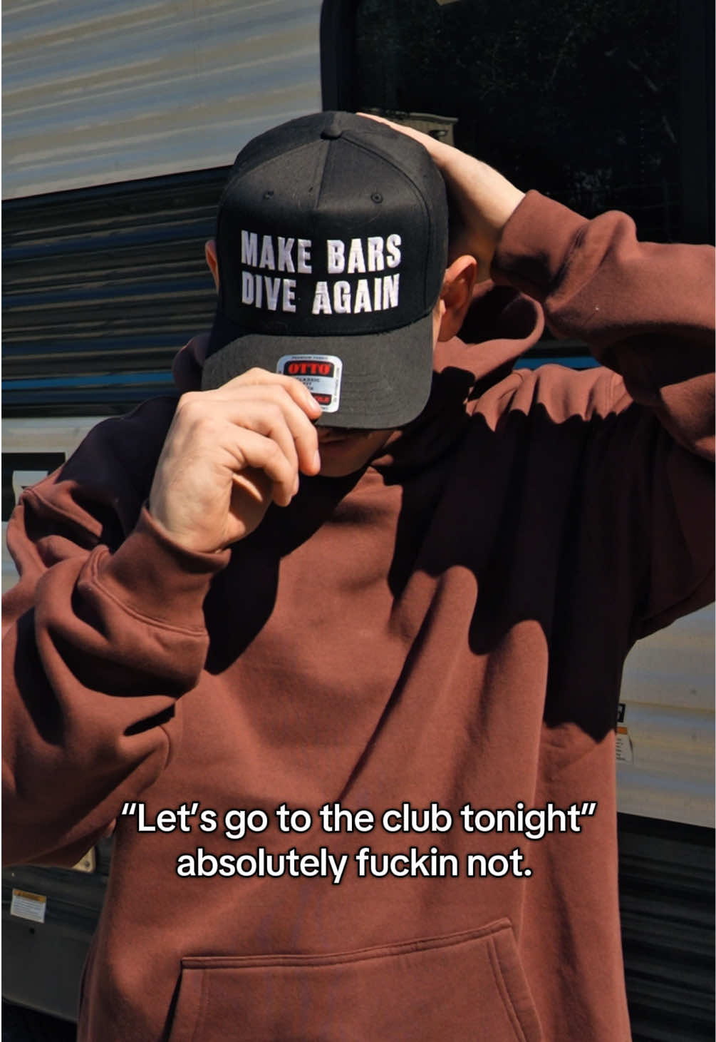 Dive bars >>>>>> #fyp #relatable #viralproducts #bluecollarboys #countryboy 