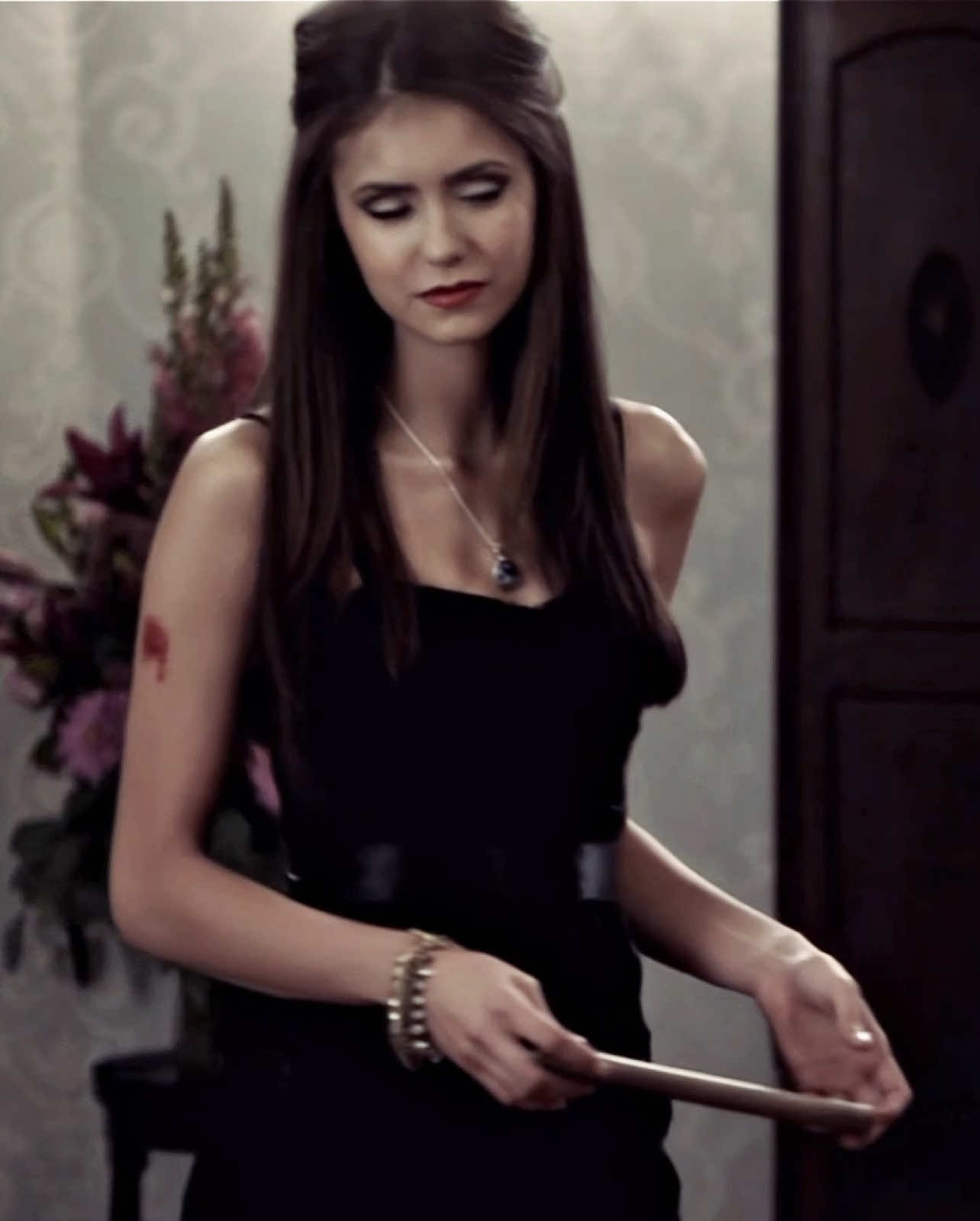 team k for the win  [ib b1oodyfx cc mine panning/flicker iangallagh_ ac witches.mp3 spc asirespcaks/walke7scenes] #klausmikaelsonedit #katherinepierceedit #tvdedits #viral #edit  kpiercevfxs 