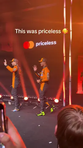 All you need on a Wednesday on raceweek @Mastercard @McLaren @Lando Norris @Oscar Piastri #mastercard #dutchgp #landonorris #oscarpiasrtri #amsterdam 