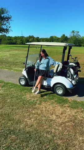 Took 2 lessons and now I’m going pro ! #PGA #LIVGolf #brysondechambeau #tigerwoods #newgolfer 