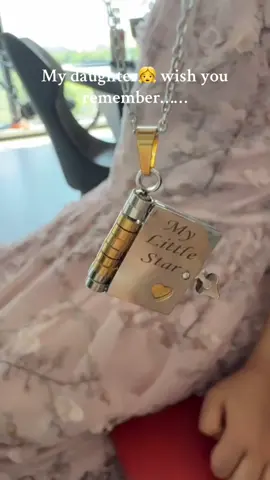 You are my priceless treasure. I hope you are healthy and happy🫶🏻#booknecklace #necklaces #giftforkids #Love #momanddad #daughterandmom #jewelrytiktok #tiktokmademebuyit #fypage 