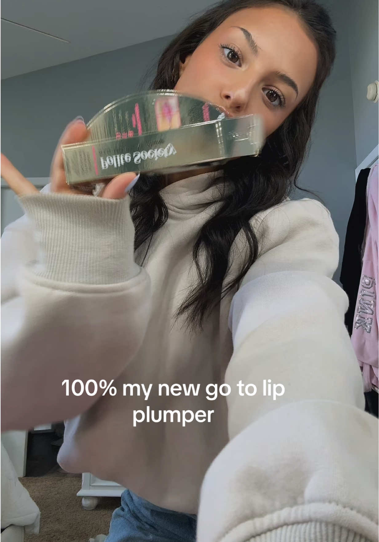 the beauty is worth the pain😭 #fyp #foryou #lipplumpergloss #bigmouthplumper #tiktokshop 