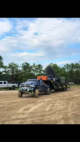 #xtremeoffroadpark #giveawayweekend #rzr #46s #800 