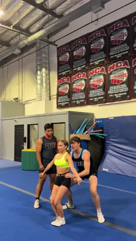 Some Smamily Coed reps🥺💙🔫 #sport #sports #cheer #cheerleading 