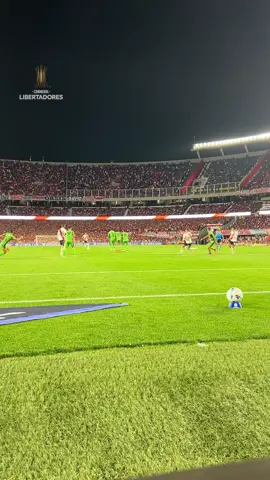 😱 ¡Cerca! Siempre Juanfer… CONMEBOL #Libertadores #TikTokDeportes #GloriaEterna  