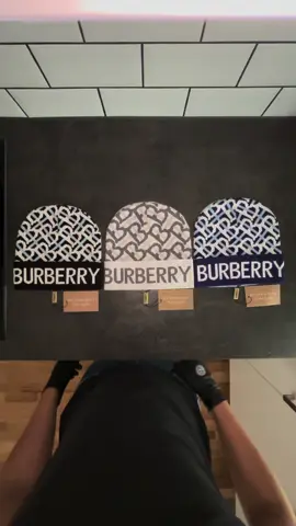 Burberry Mössor 399:- marknadsverige.store #marknadsverige #burberry #mössa #fyp #foryoupagе 