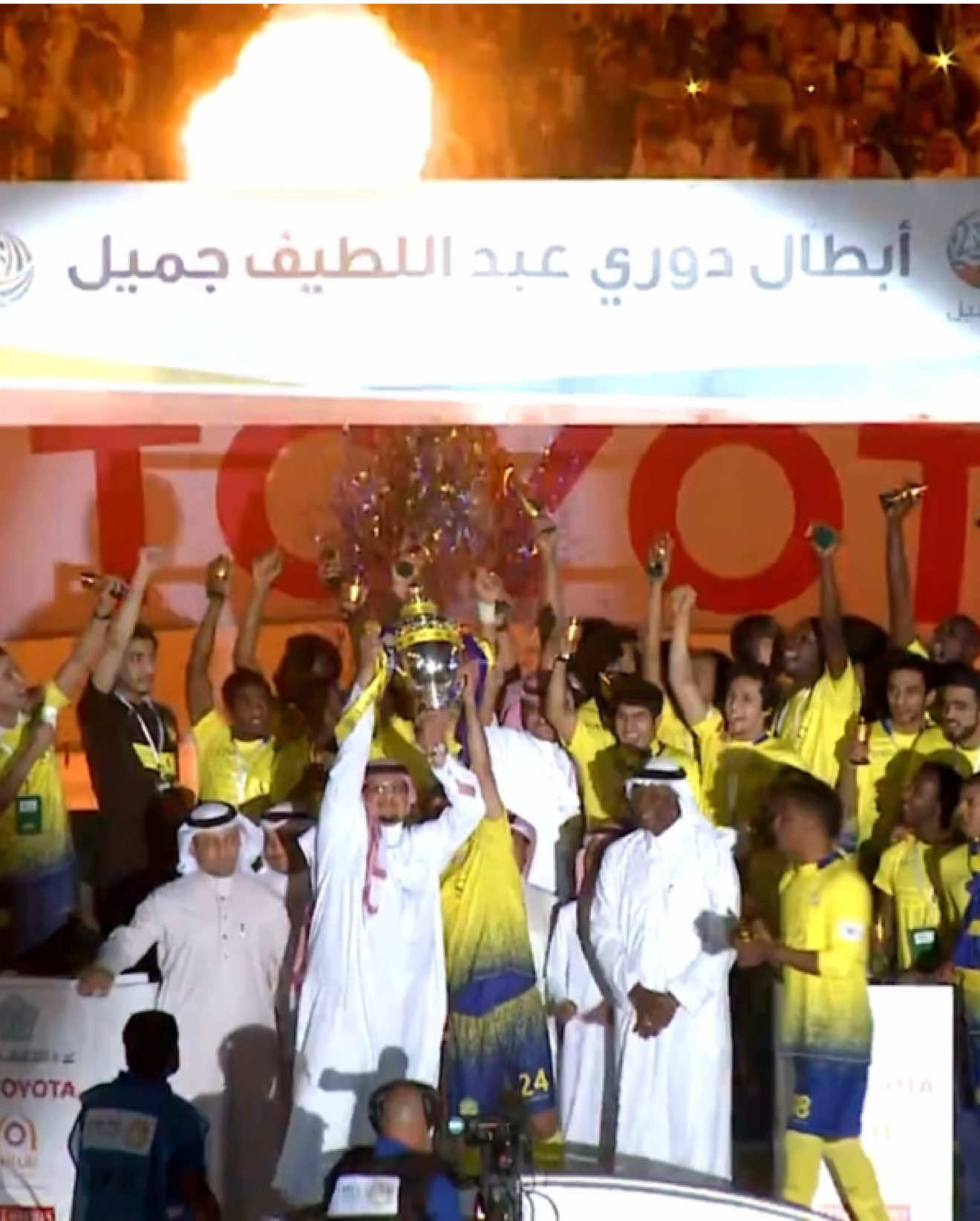 2014 - 2015 - 2019 Longing takes me for days that wont  come back . #alnassr #666 #you #sad #cristianoronaldo 