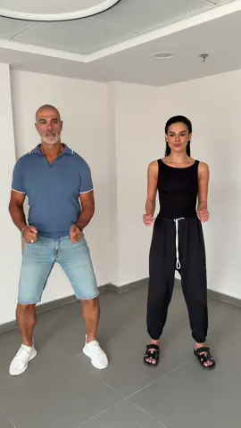 לפני ערב כזה חימום זה חשוב🔥 #אלימזרחי #רוקדיםעםכוכבים #dance 
