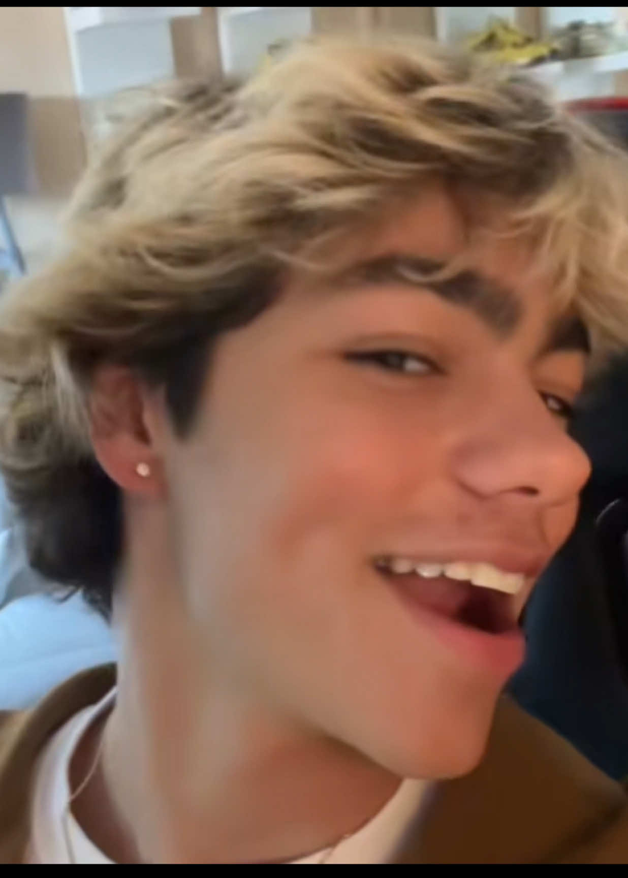 #malachibarton scenepack / blonde era!! His best era im calling it. @Malachi Barton  Follow: @⌗ ۫ ִ Sophie !  #fyp#scenepack#viral#blowup