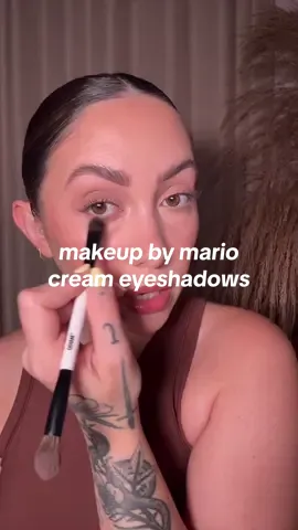 Thank you @makeupbymario for always delivering products we didn’t know we needed 👏🏻🤎 #fyp #makeup #makeupbymario #eyeshadow #eyeshadowlook 