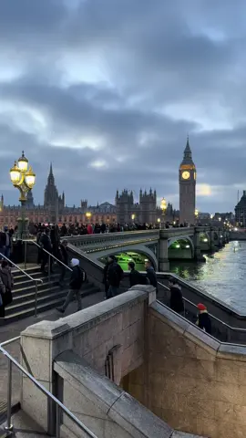 London never fails to spellbind ✨⭐️ #londonstreets #welcometolondon #unitedkingdom #TravelUK #westminster 