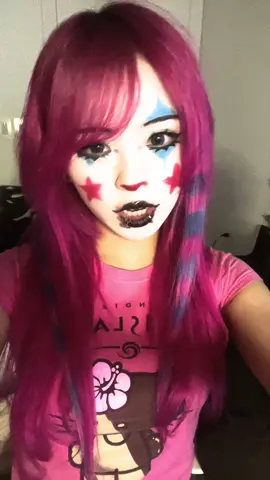 He’s so cutiepie 💗 #clownmakeup 