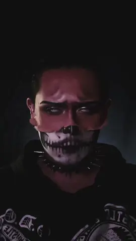 MAKEUP IS DEFINITELY MY THERAPY 💀❤️  Makeup inspo:@BeatzbyBritt  #skeletonmakeup#creativemakeup#nate#supremesalty🧂#savagepandafamily🐼#transition 