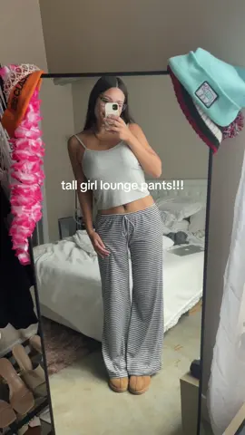 had to make it a live photo to link it lol - 5’10” and they are LONGGG I love them. #tallgirlpants #loungepants #tallgirl #tallloungewear #tiktokshop 