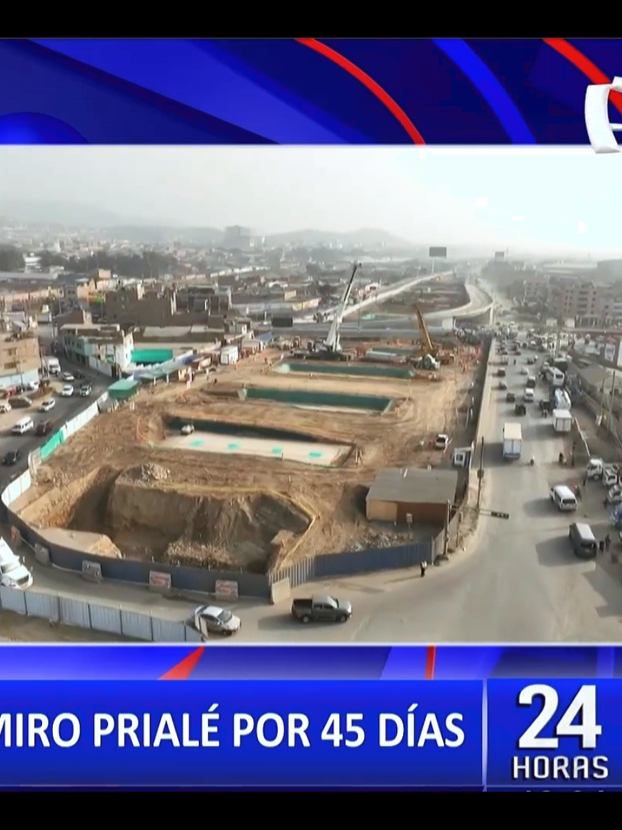 ¡ATENCIÓN, CONDUCTORES! DESDE HOY MIÉRCOLES 27 DE AGOSTO CERRARÁ 45 DÍAS POR OBRAS DEL BYPASS El avance de la construcción del bypass de la avenida Ramiro Prialé ha generado un serio congestionamiento en Ate y Lurigancho-Chosica. Actualmente, el tránsito se ha reducido de tres a dos carriles a la altura de la intersección con la avenida Las Torres, lo que ocasiona largas colas vehiculares y aglomeraciones de peatones que deben esperar varios minutos para cruzar. Los transeúntes aseguran que cada día deben caminar varias cuadras para llegar a los paraderos y arriesgarse a cruzar entre los vehículos debido a la falta de señalización. “Todos los días es lo mismo, arriesgamos la vida para pasar por acá. Esto ya tiene más de dos meses”, comentó un vecino que diariamente recorre la zona desde la entrada de Huachipa. Cierre total desde hoy miércoles 27 A partir de mañana, la situación podría empeorar, pues se iniciará el cierre total de este tramo de la autopista Ramiro Prialé, lo que se prolongará durante 45 días. La medida responde al avance de las obras, que actualmente incluyen la colocación de pilares y estructuras para el nuevo bypass. Los usuarios del transporte público y conductores piden mayor presencia de inspectores de tránsito y efectivos policiales, ya que el cruce en horas punta se convierte en un riesgo.  El bypass, ejecutado por la Municipalidad de Lima, busca mejorar la conexión entre Ate, Lurigancho-Chosica y la Carretera Central. Sin embargo, durante el tiempo de ejecución, se prevé un incremento del tráfico en avenidas alternas.