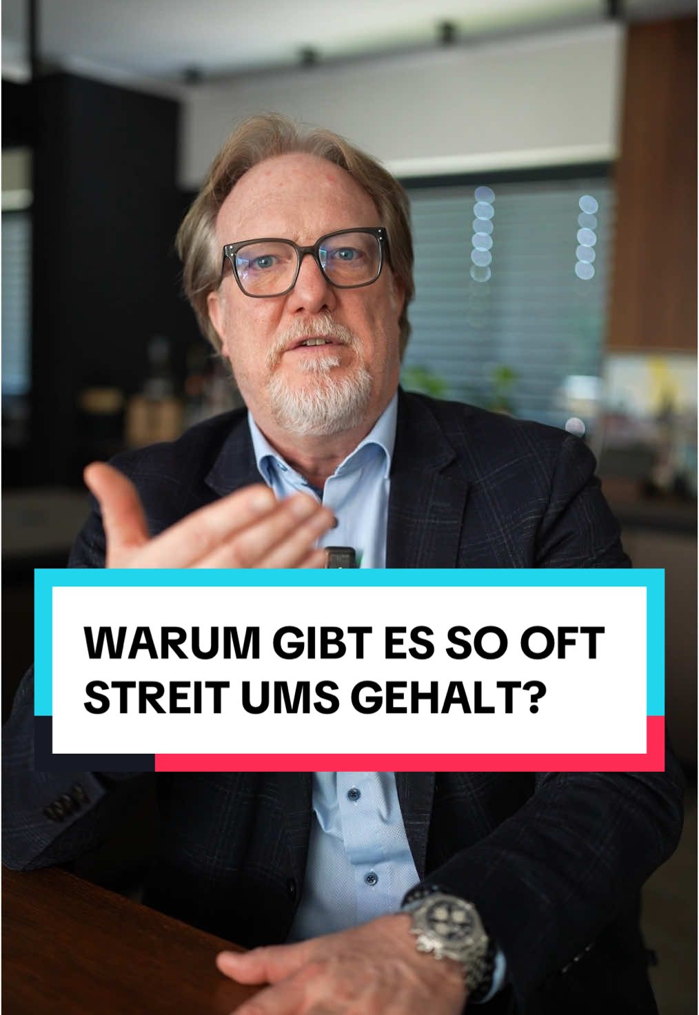 Warum gibt es so oft Streit ums Gehalt?💸 Mitarbeiter sind unzufrieden mit dem Netto, Chefs stöhnen über die hohen Kosten. Aber es gibt Wege, diesen Konflikt zu entschärfen. Folge diesem Kanal, wenn du lernen willst, wie du Mitarbeiter fair bezahlst und gleichzeitig langfristig bindest. 🚀 #steuer #steuern #deutschland #rente 
