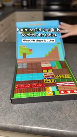 These game inspired magnetic cubes are a great way to get your kids off their tablets! #kidstoys #magneticcubes #christmasgiftsforkids #giftsforkids #screenfree 